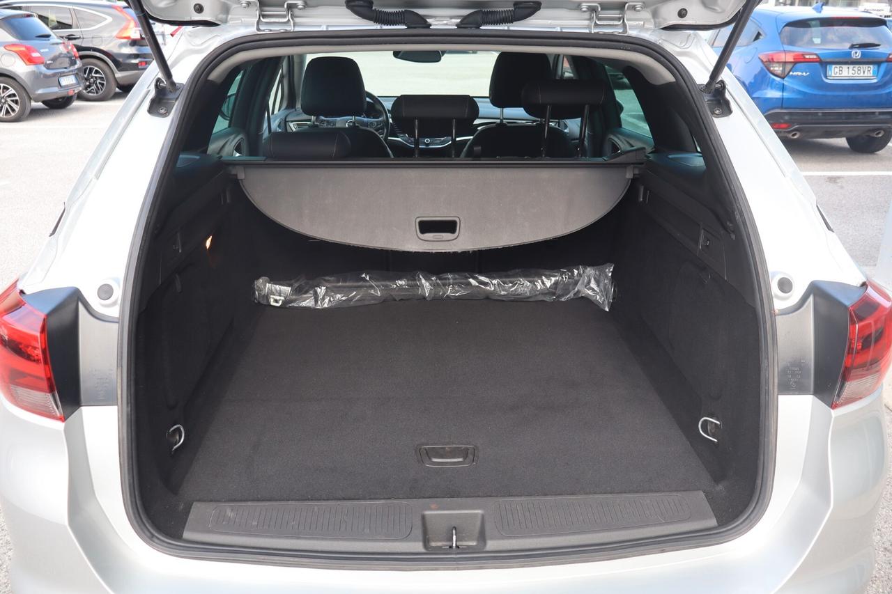 Opel Astra 1.2 Turbo 130 CV S&S Sports Tourer Business Elegance