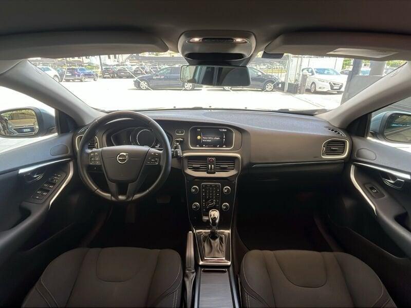 Volvo V40 D2 Geartronic Kinetic