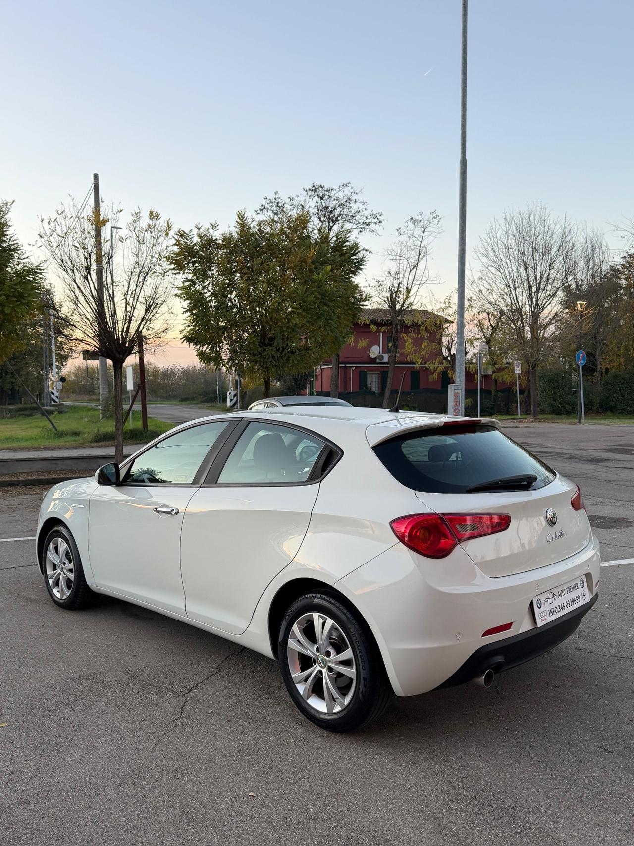 Alfa Romeo Giulietta 1.6 JTDm-2 105 CV