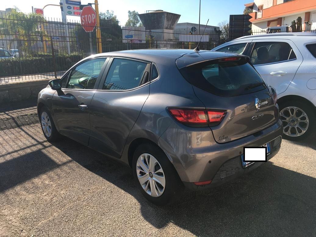 Renault Clio 1.2 75CV 5 porte Zen