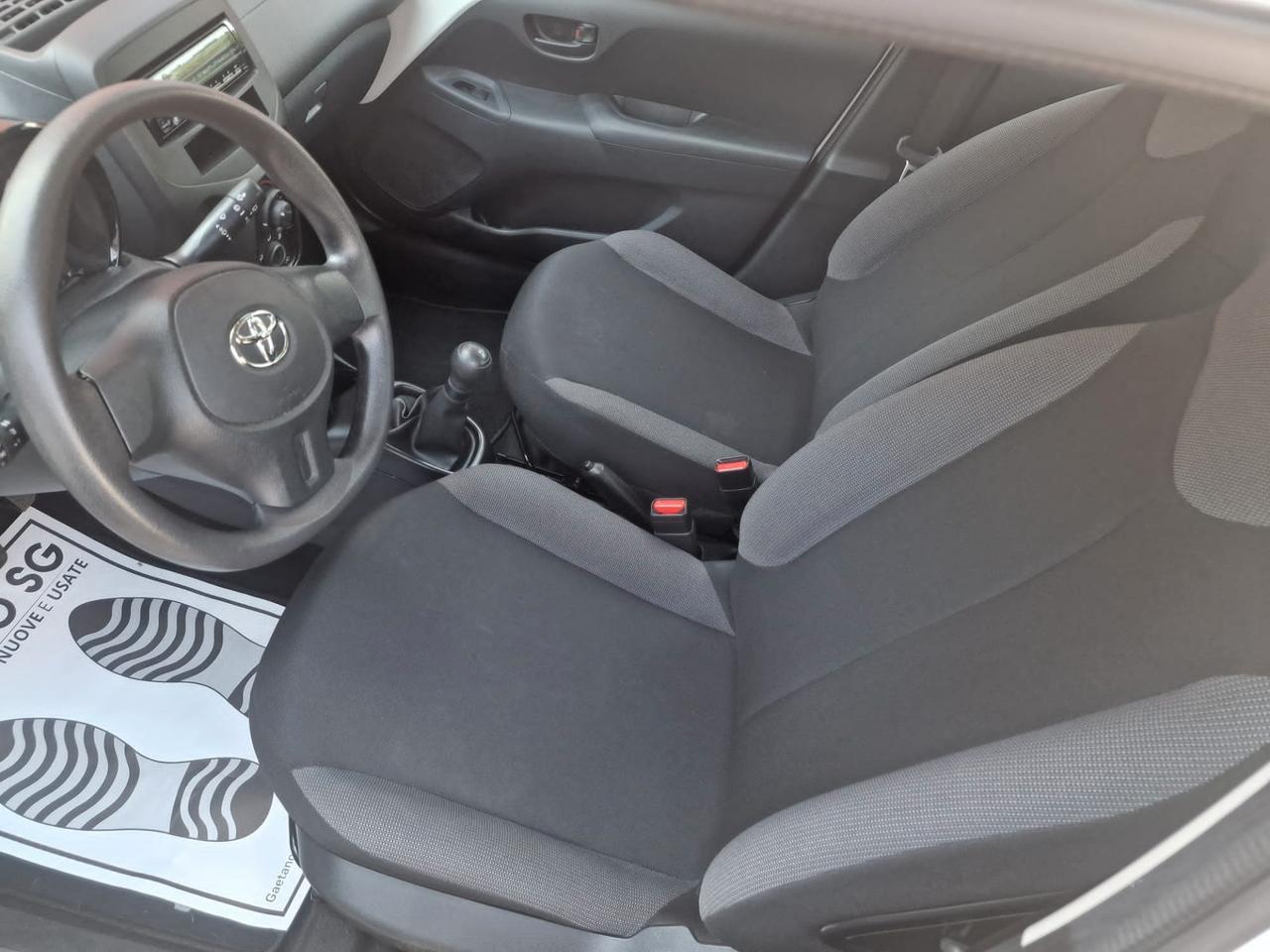 Toyota Aygo 1.0 VVT-i 69 CV 5 porte x-cool TSS
