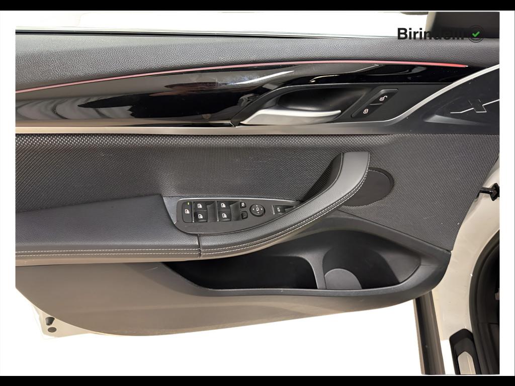 BMW X3 (G01/F97) - X3 sDrive18d xLine