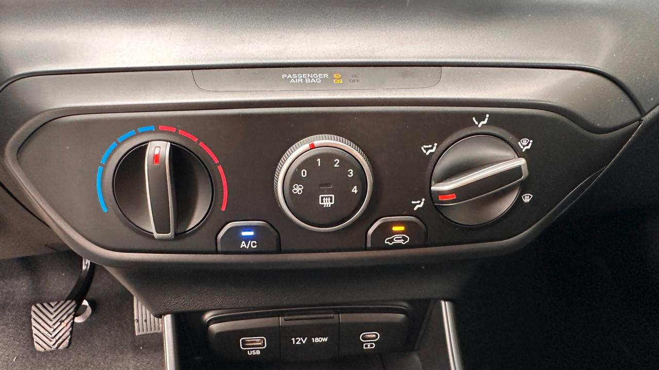 HYUNDAI i20 1.0 T-GDI CONNECTLINE NUOVA – 14950€