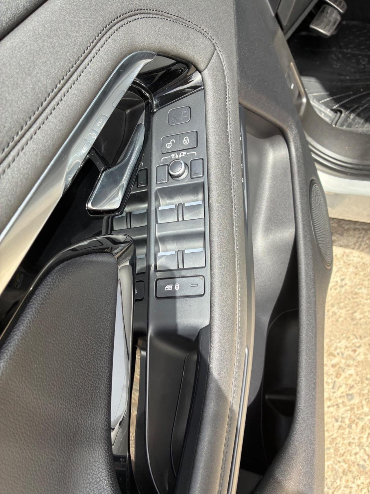 Land Rover Range Evoque 2.0D 14 240 CV AWD AUTO R-DYNAMIC HSE (177 KW)