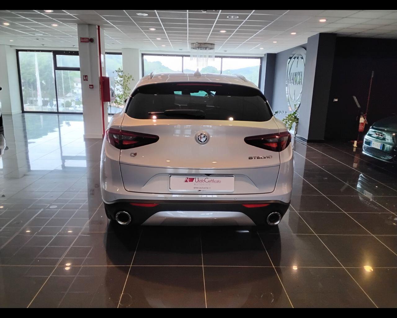 ALFA ROMEO Stelvio 2.2 Turbodiesel 190 CV AT8 Q4 Executive
