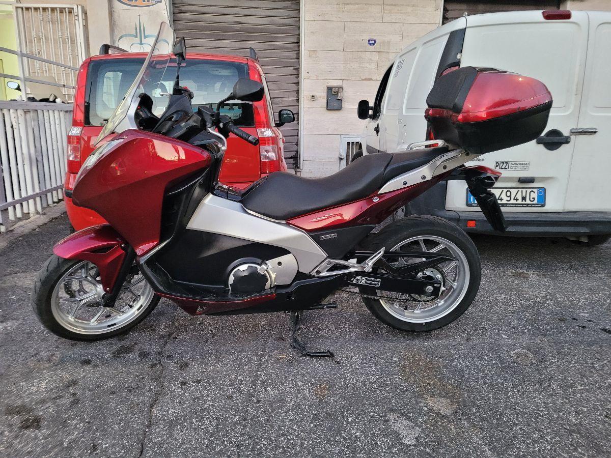 Honda - Integra - 700
