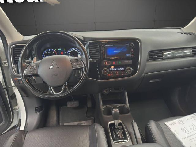 MITSUBISHI Lancer Instyle