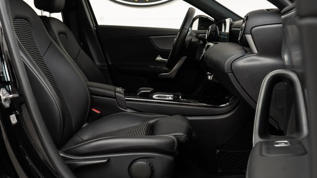 MERCEDES-BENZ A 180 d Auto IVA NEOPATENTATI PERFETTA