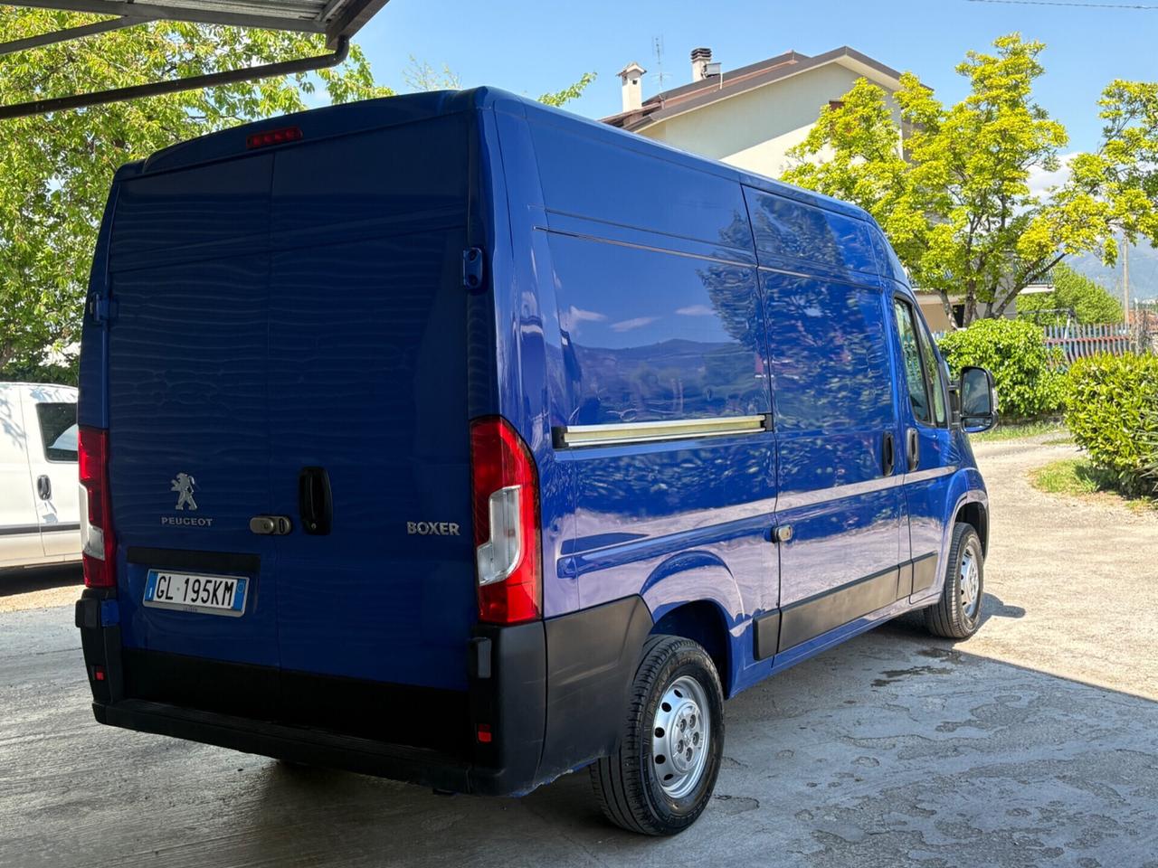 Peugeot Boxer 330 2.2 BlueHDi 140 S&S PC-TN Furgone