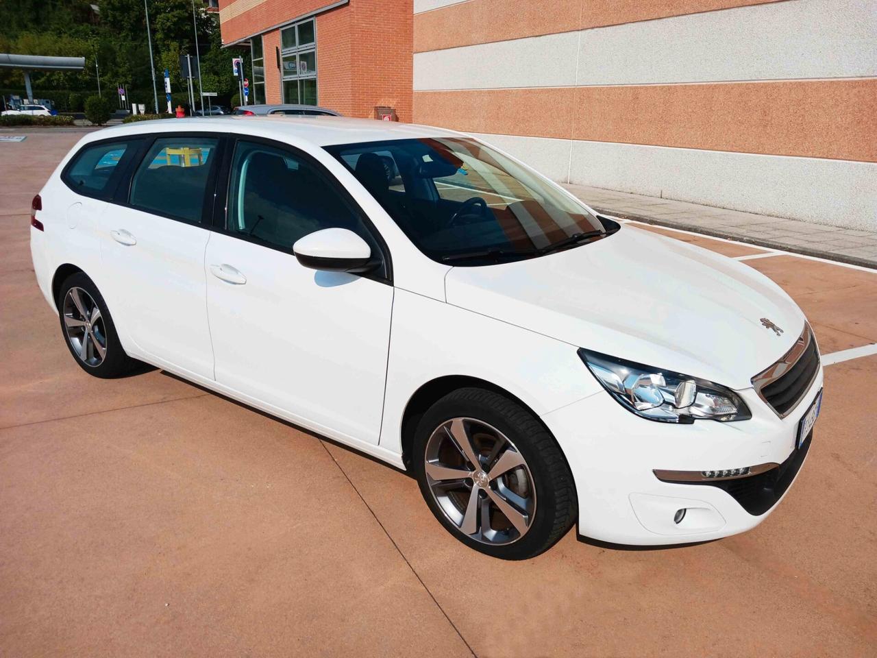 Peugeot 308 SW - PERFETTA IN TUTTO