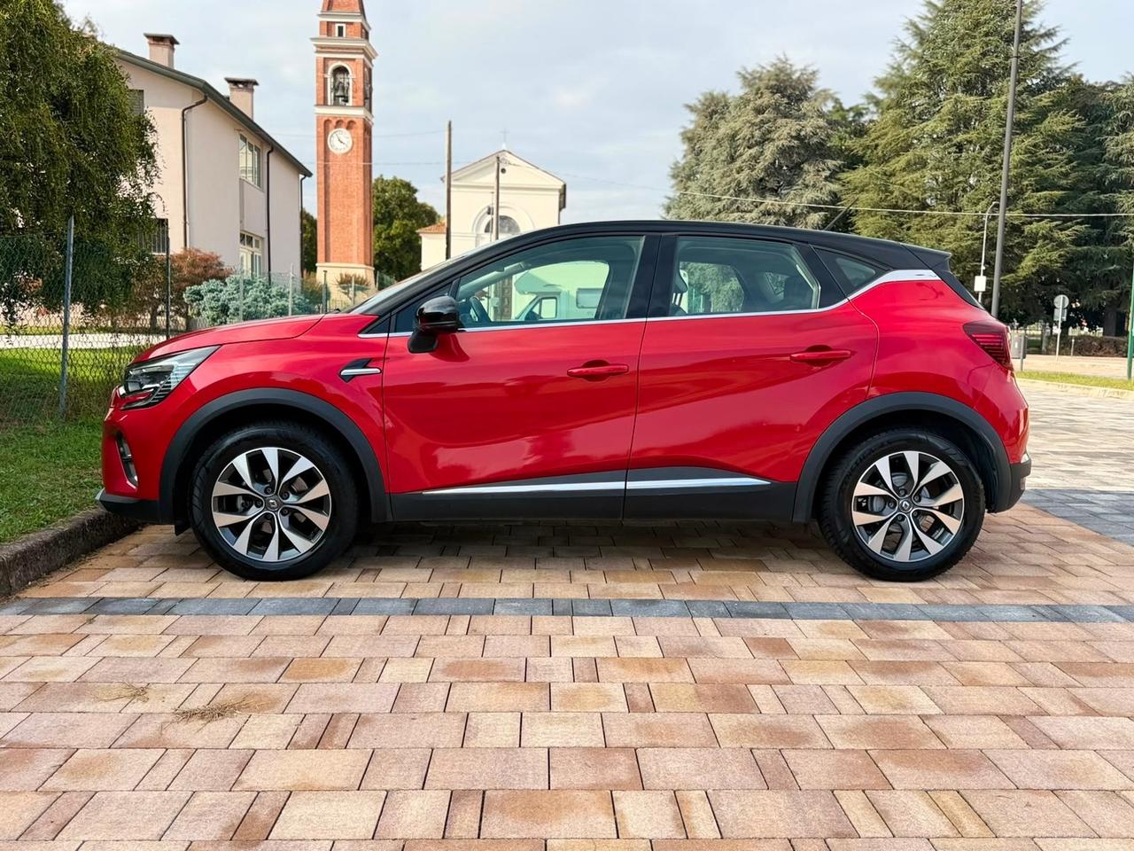 Renault Captur TCe 100 CV GPL Intens