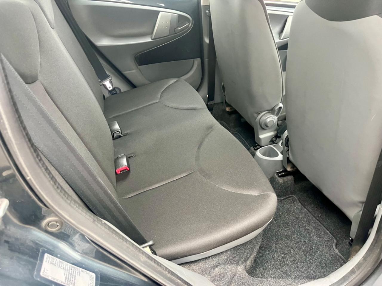 Toyota Aygo 1.0benz 2011 141.000km perfetta per neopatentati