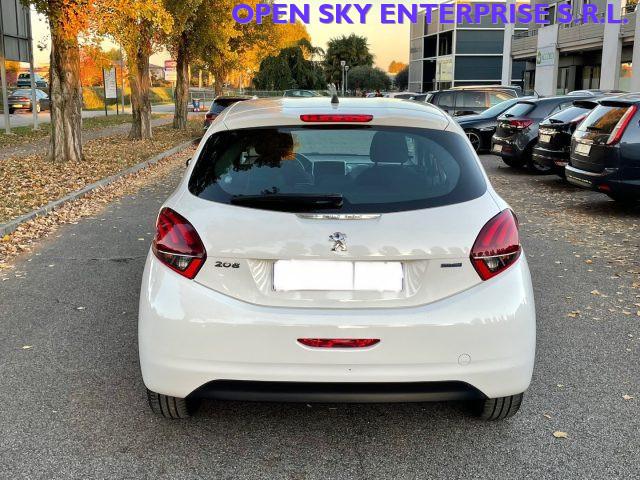 PEUGEOT 208 PureTech 82 Premium NAVI PDC EURO6