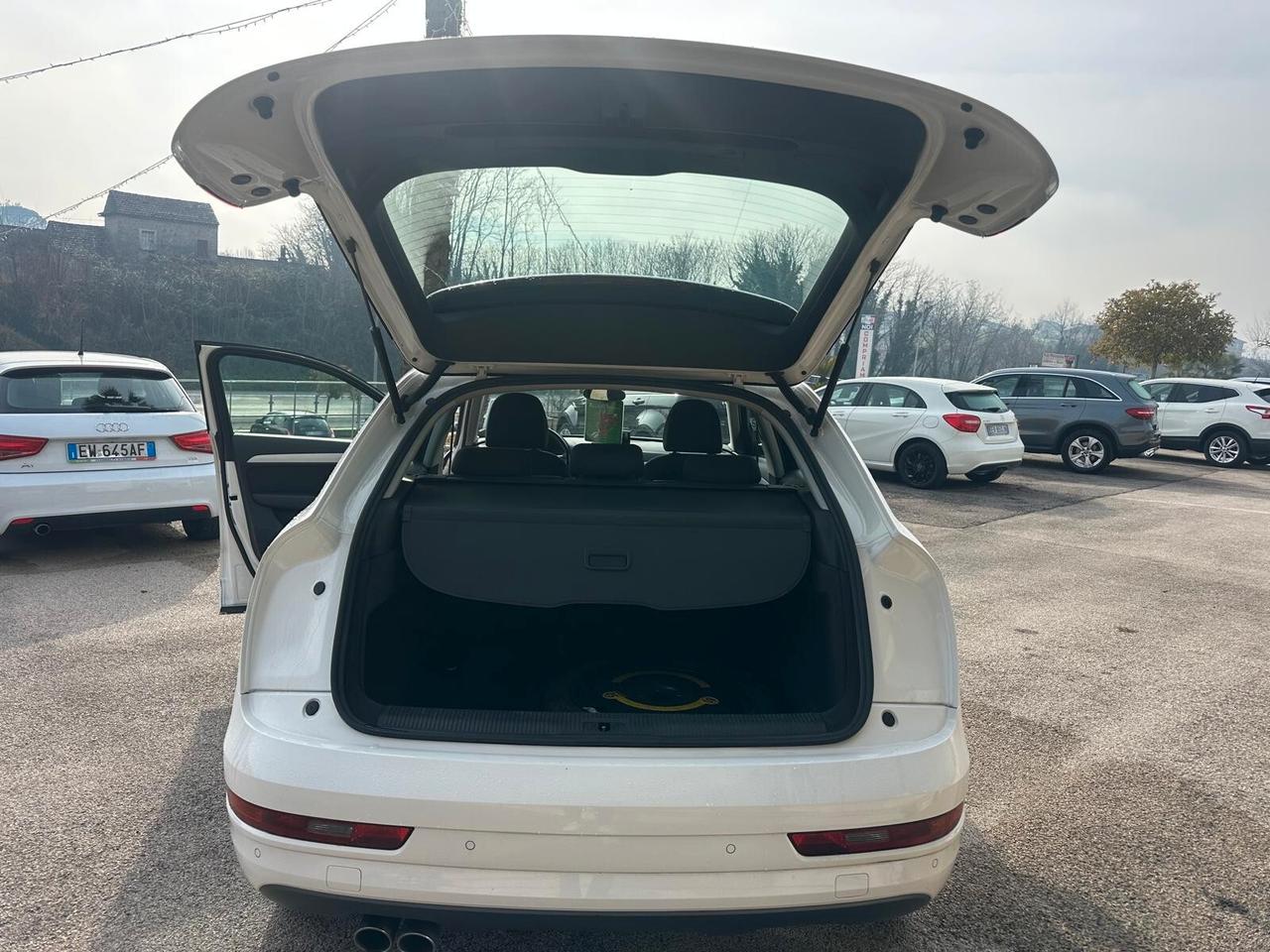 Audi Q3 2.0 TDI 150 CV Business