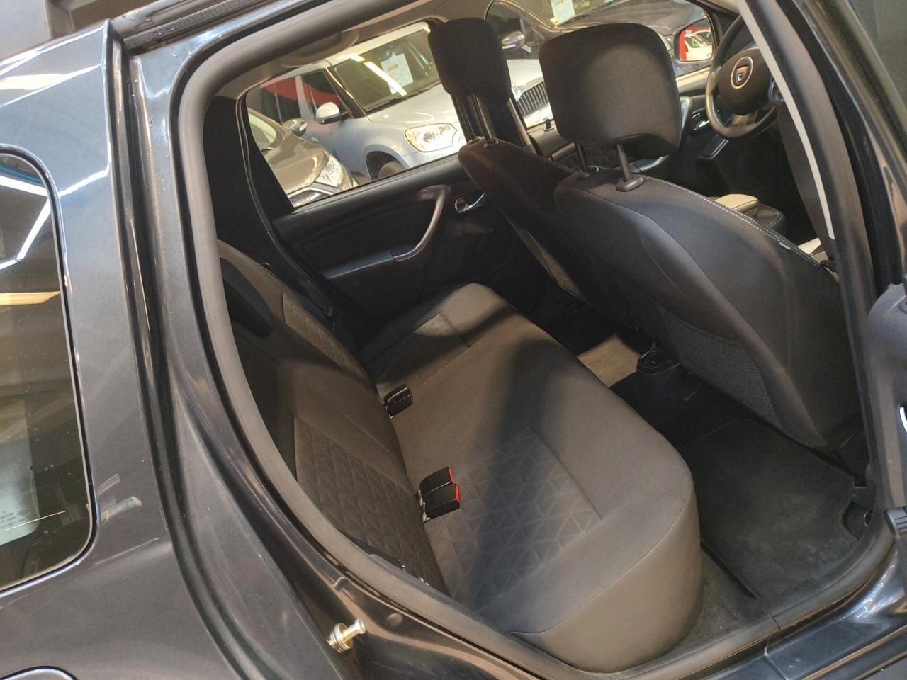 Dacia Duster 1.6 110CV 4x4 Gancio traino solo 99.000 km