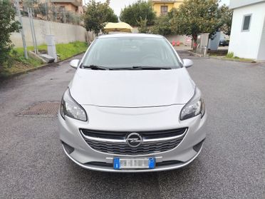 Opel Corsa 1.2 5 porte per NEOPATENTATI