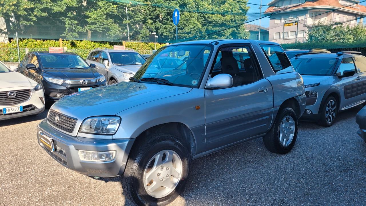 Toyota RAV 4 Benzina 4x4 .. Cinghia distribuzione appena fatta..