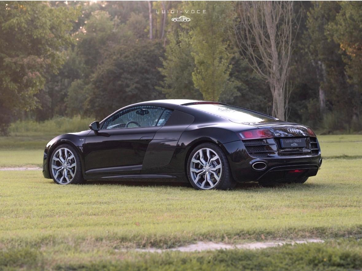 Audi R8 5.2 V10 FSI quattro R tronic