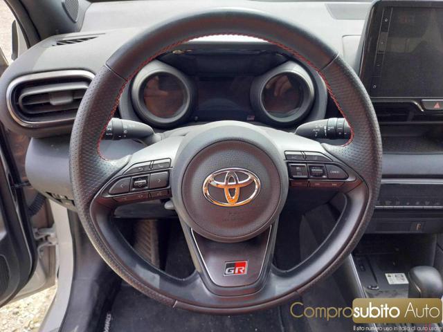 TOYOTA Yaris 1.5 Hybrid 5 porte GR Sport
