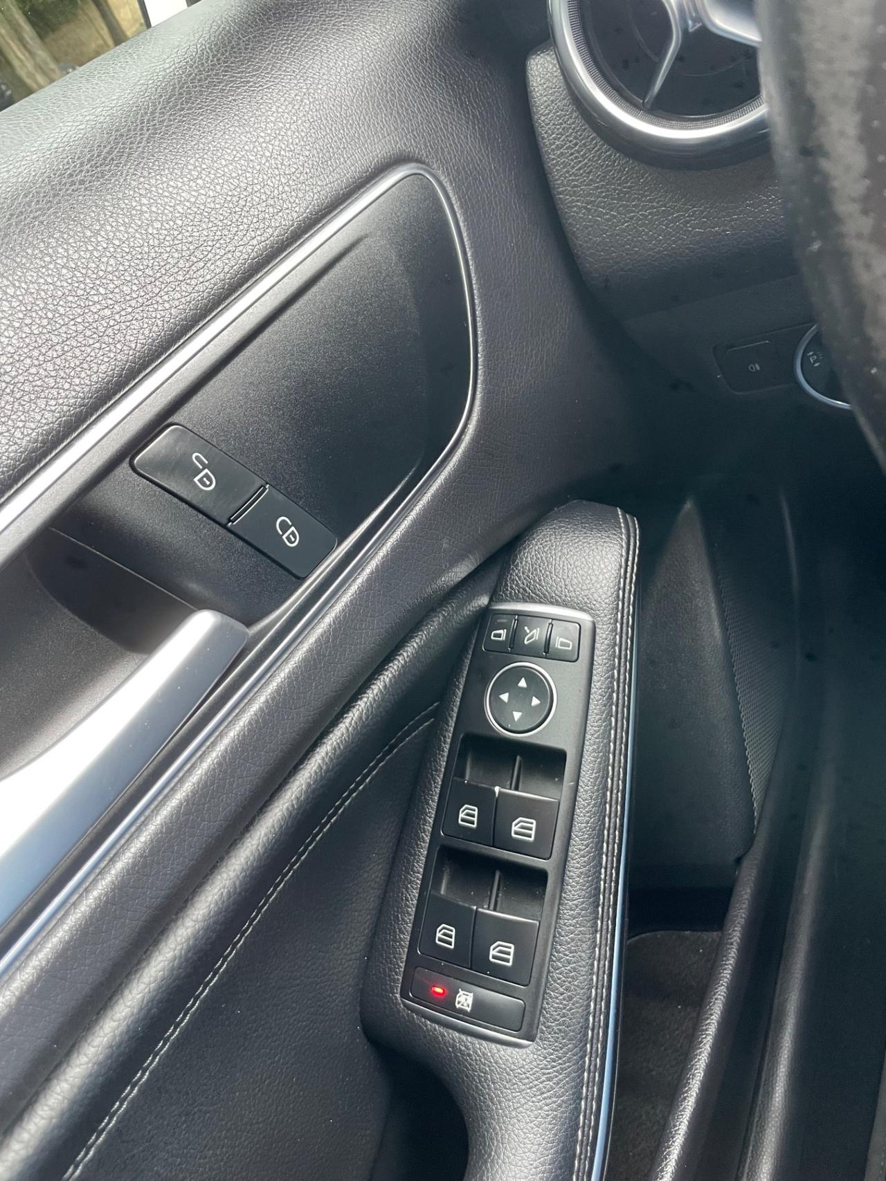 Mercedes-benz A 180 160 d Automatic Premium