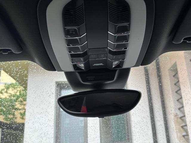 PORSCHE Macan 2.0 "ProMMo"