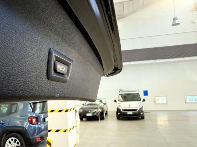 BMW X1 xDrive25e Business Advantage - PROMO