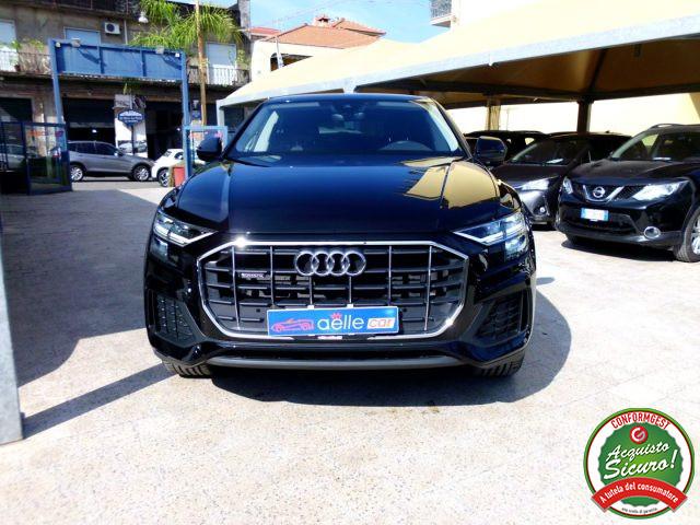 AUDI Q8 45 TDI quattro tiptronic Sport