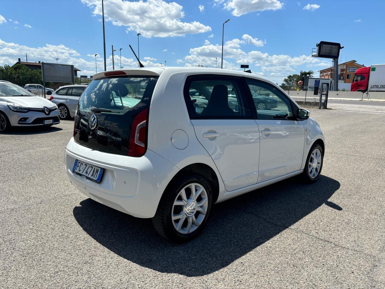 Volkswagen up! 1.0 5p. eco move BlueMotion Technology - 2016