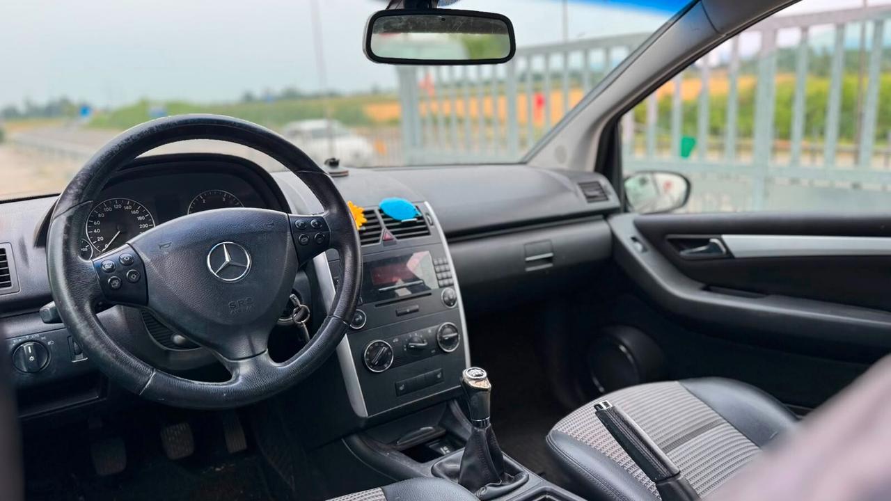 Mercedes-benz A 180 2.0 DIESEL NEOP.