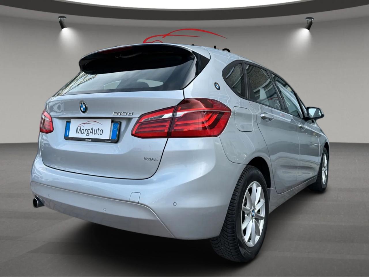 BMW 218d Active Tourer 2.0d 150cv Euro6b, Fari LED