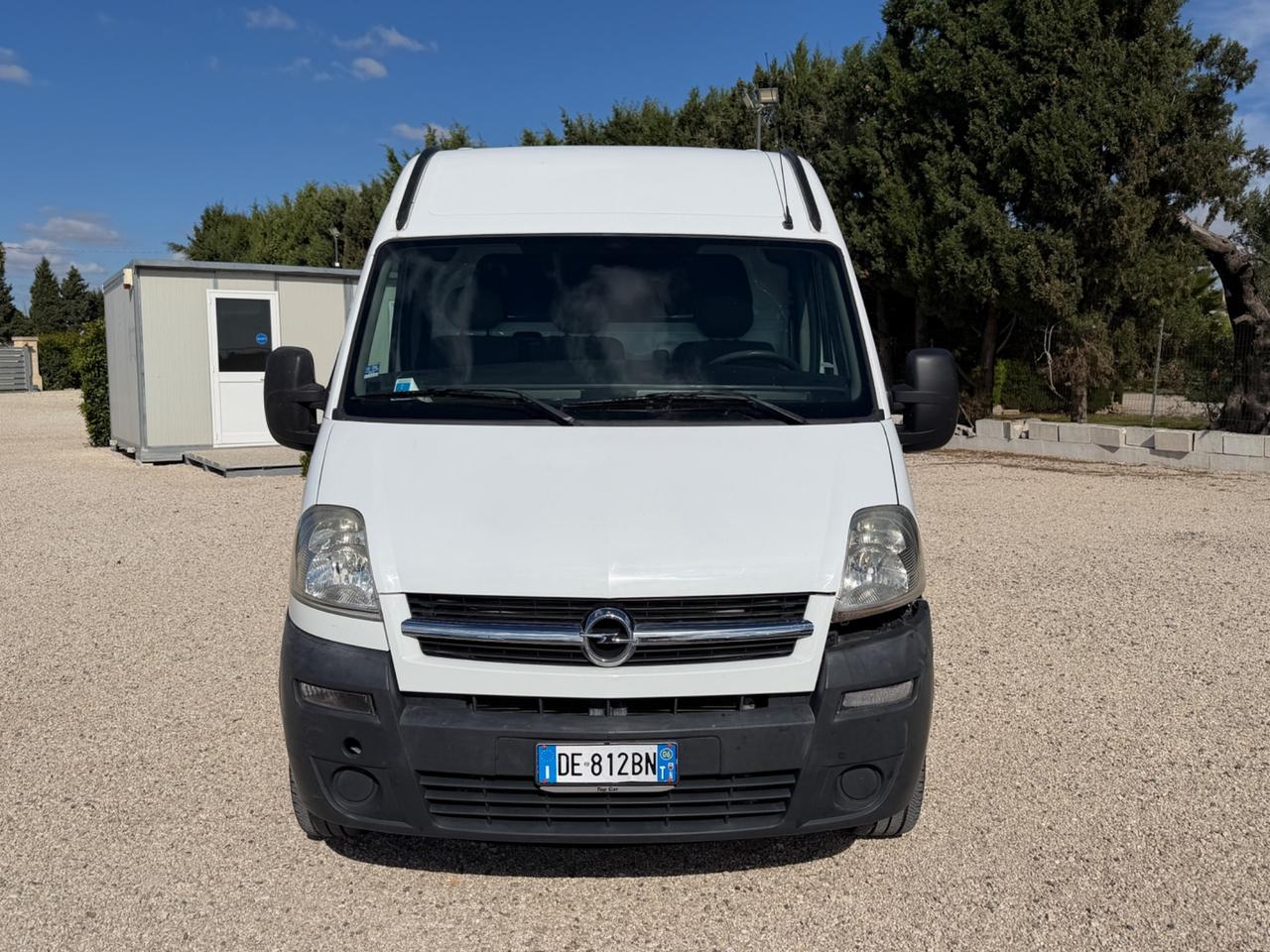 Opel movano