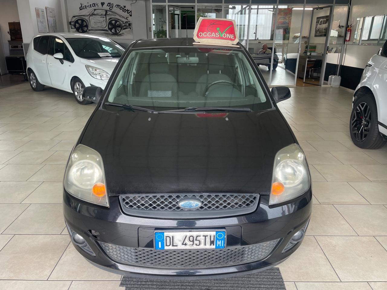 Ford Fiesta 1.2 16V 5p. Ghia - Nessun vincolo -