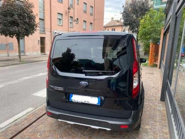 Ford Grand Tourneo Connect 1.5 TDCI Ecoblue Active