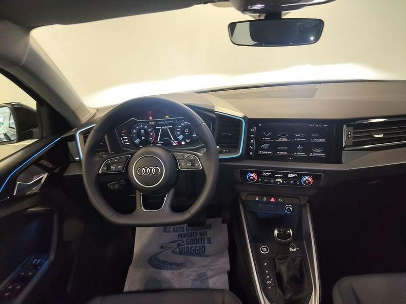 Audi A1 A1 Sportback 30 1.0 tfsi Identity Black 116cv s-tronic