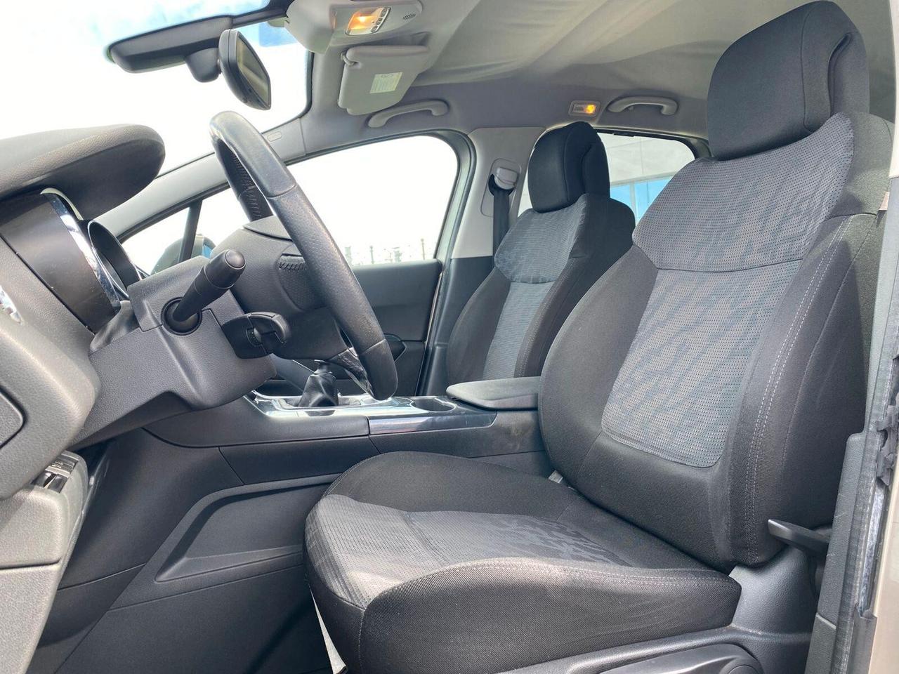 Peugeot 3008 1.6 HDi 110CV Premium