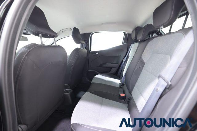 RENAULT Clio SCE 65 CV 5 PORTE EVOLUTION FARI LED NEOPATENTATI