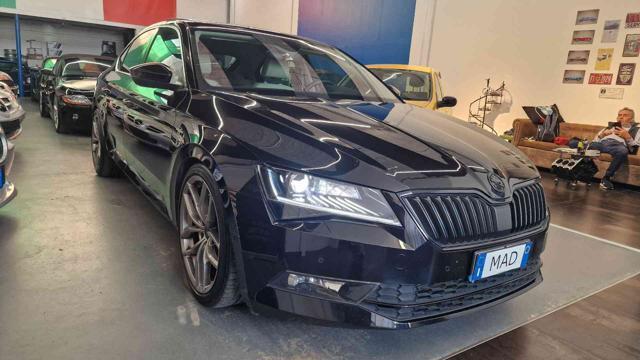 SKODA Superb 2.0 TSI DSG 4x4 Laurin&Klement 24000KM!! 500cv!