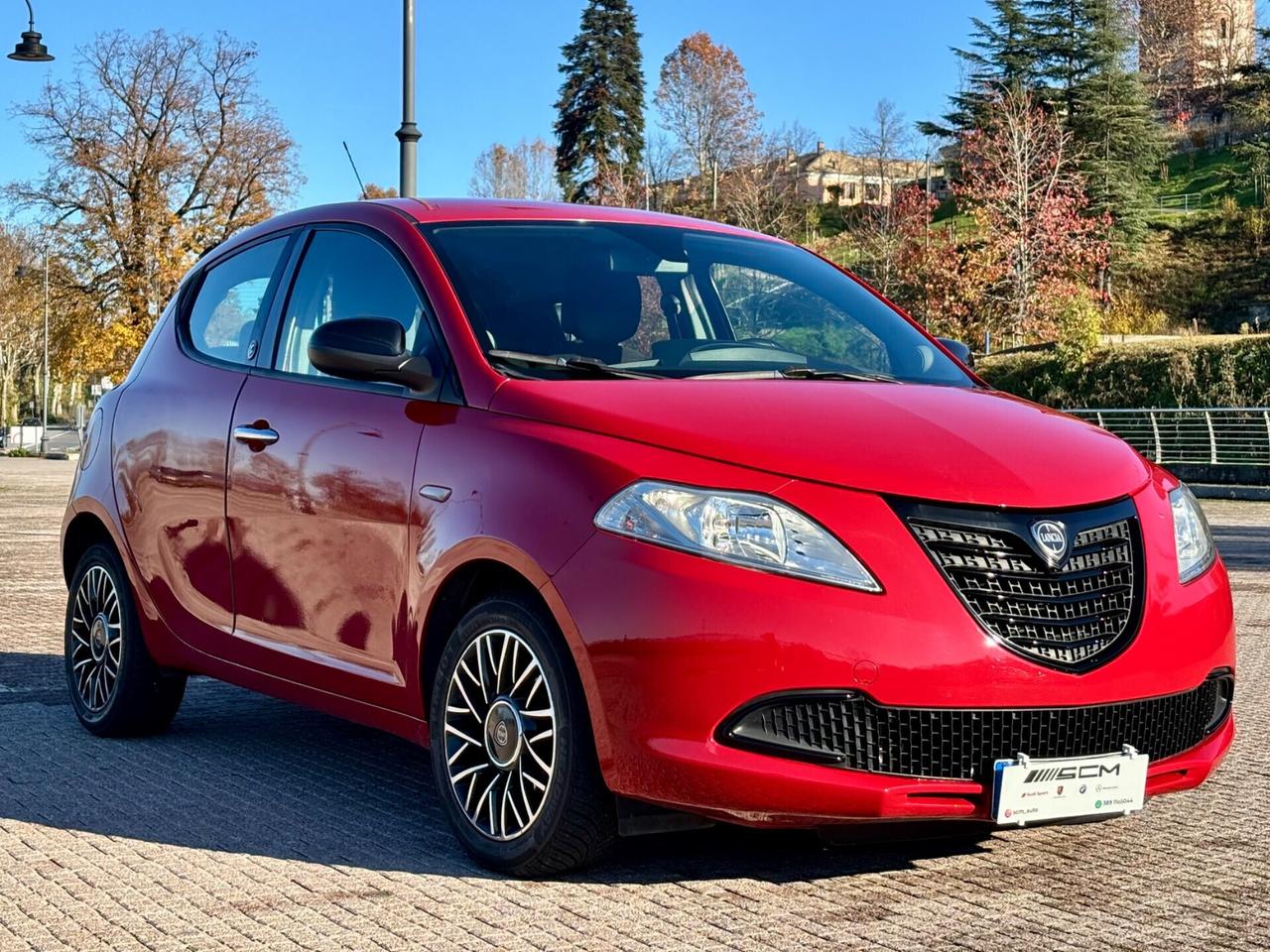 Lancia Ypsilon 1.2 5 B/GPL Ecochic 30º edt. NEOPATENTATI