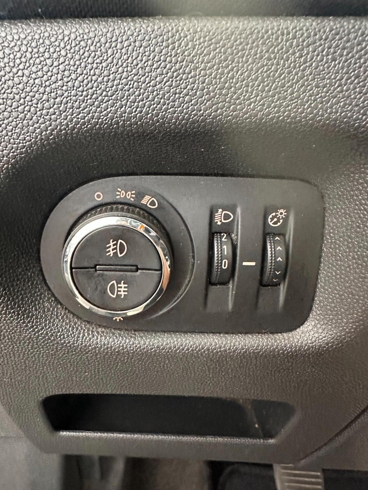 Opel Corsa 1.2 Benz, Euro 5A, Uni Propr, si neopatent