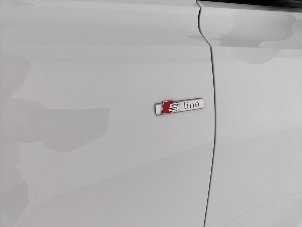 Audi Q8 55 TFSI e quattro tiptronic Sport
