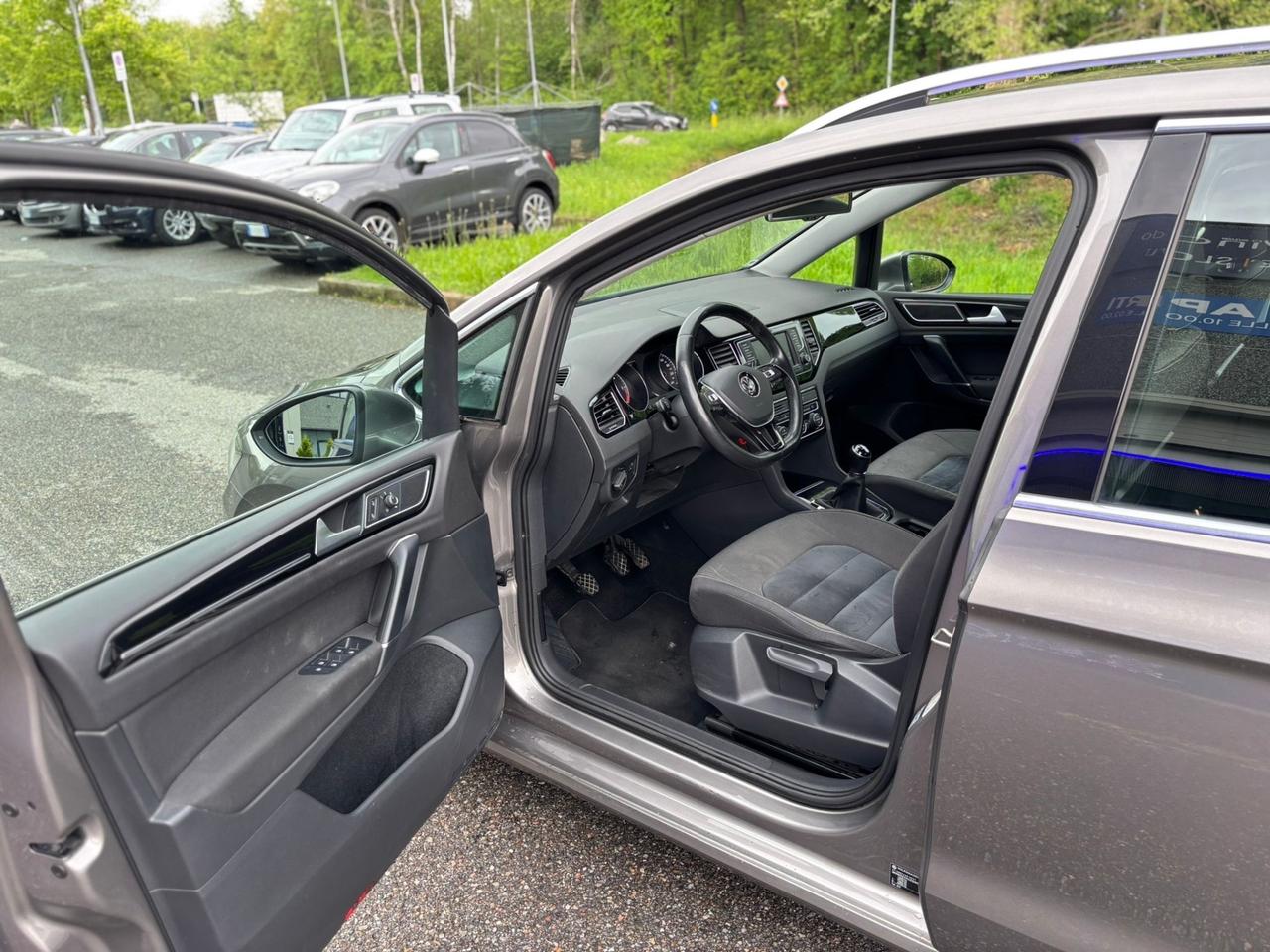 Volkswagen Golf Sportsvan 1.6 TDI 110CV Highline BlueMotion Technology