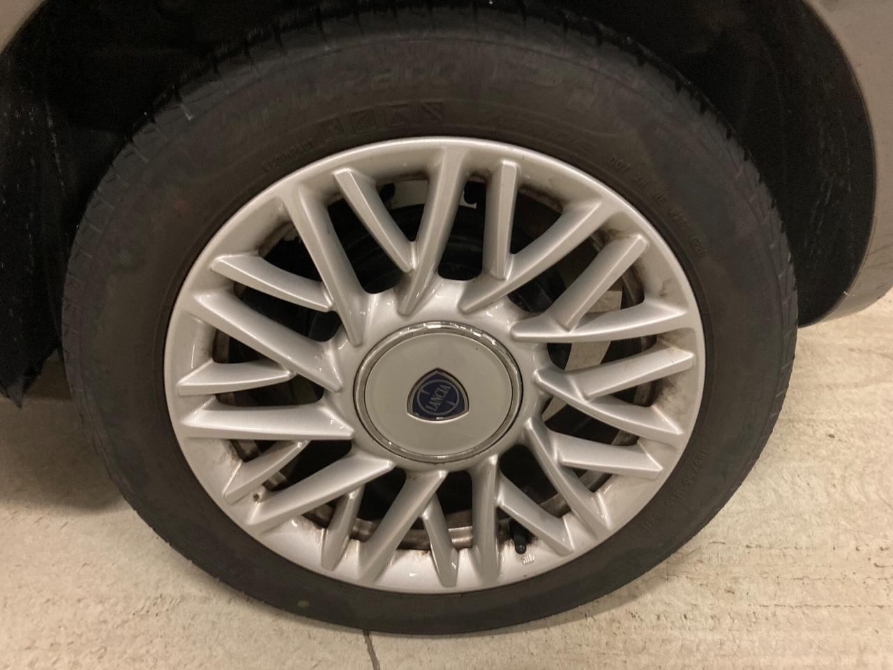 Lancia Ypsilon 1.3 MJT 16V 95 CV 5 porte S&S Gold