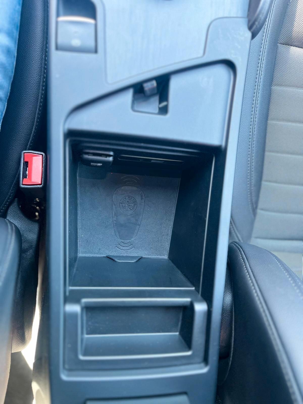 ALFA ROMEO GIULIA 2.2 Turbodiesel 180 CV 87600KM *UNICOPRO*