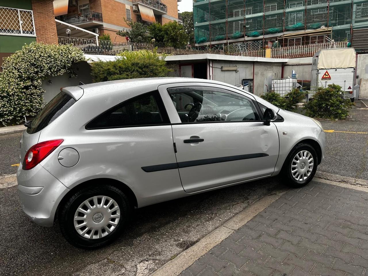Opel Corsa 1.2 3 porte Sport FINO AL 31/05!!!