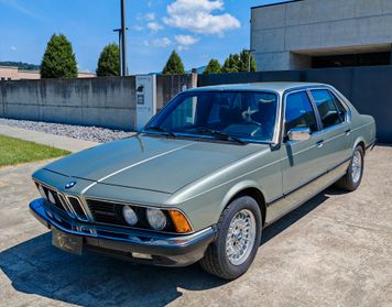 Bmw 745i TURBO ( STUPENDA )
