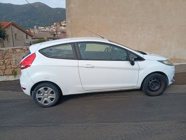 Ford Fiesta 1.2 16V 3p. Ghia