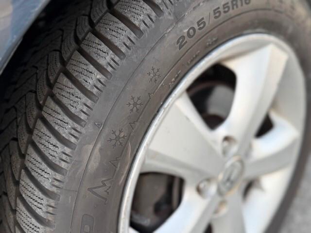 Honda FR-V 1.8 16V i-VTEC 6 posti