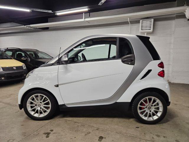 SMART ForTwo 1000 52 kW MHD coupé passion