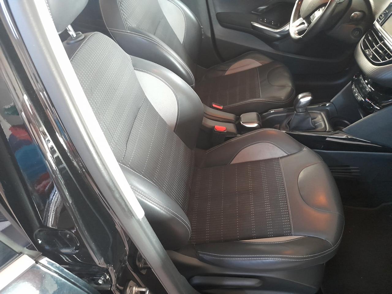 Peugeot 2008 PureTech Turbo 110 EAT6 S&S Allure