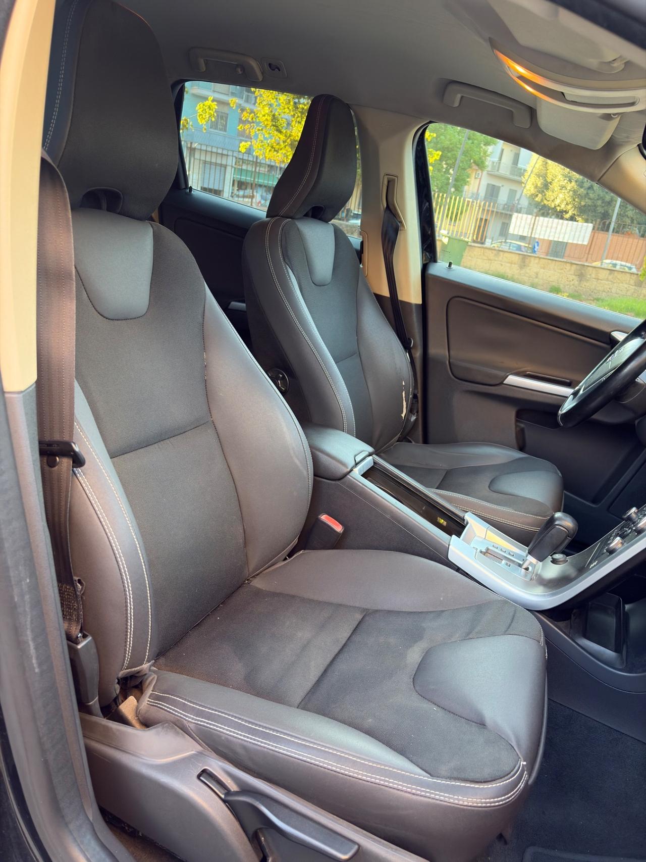 Volvo XC 60 D4 175cv automatico